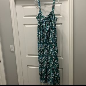 Eloquii Grn & Blu Floral Maxi Dress w/ Tie Frnt Cut Out, can fit 18 with room!